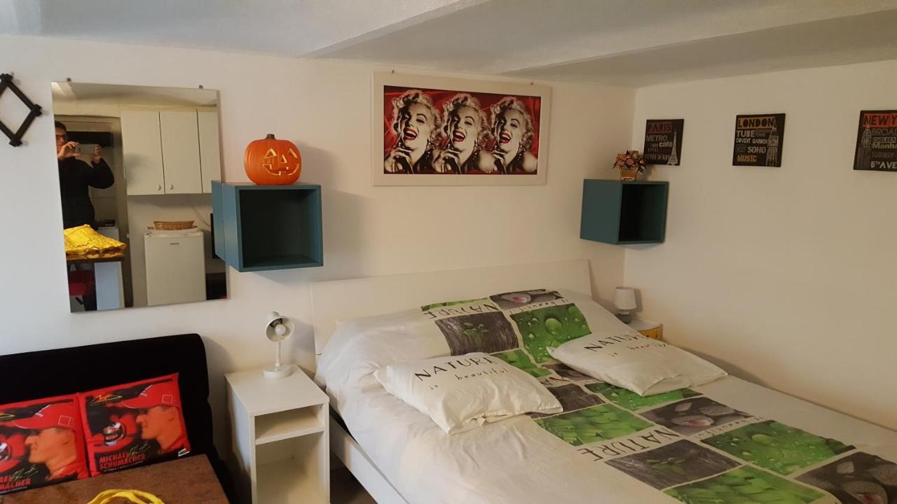 Apartament Location Turistic Monolocale Nel Parco Del Santuario Asti Zewnętrze zdjęcie